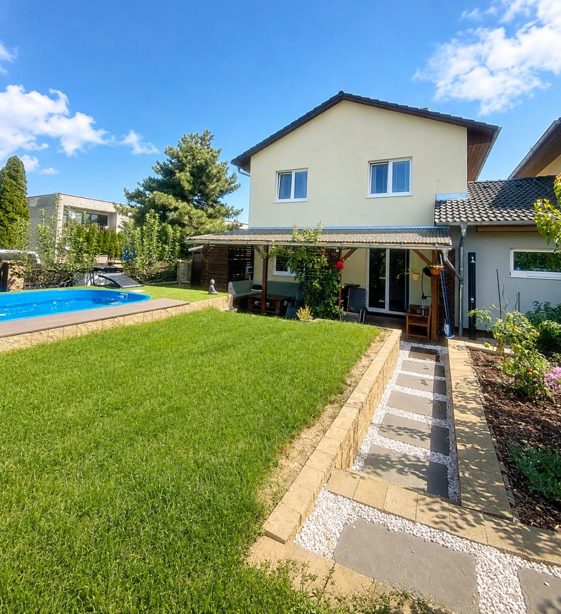 Rodinné domy, Družstevní, Nehvizdy - Nehvizdy, Středočeský kraj, 152 m² - 2