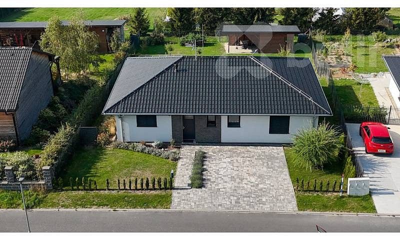Rodinné domy, Hlásnice, okres Olomouc, 116 m² - 1