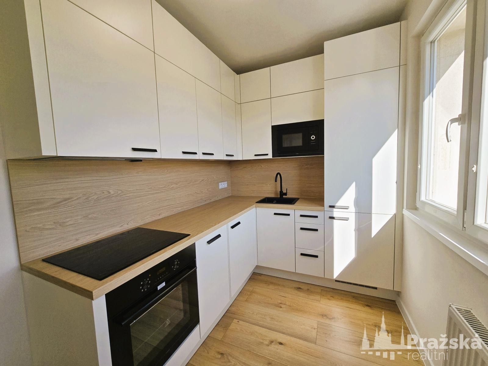 2+1, Fryčovická, Praha, 52 m² - 1