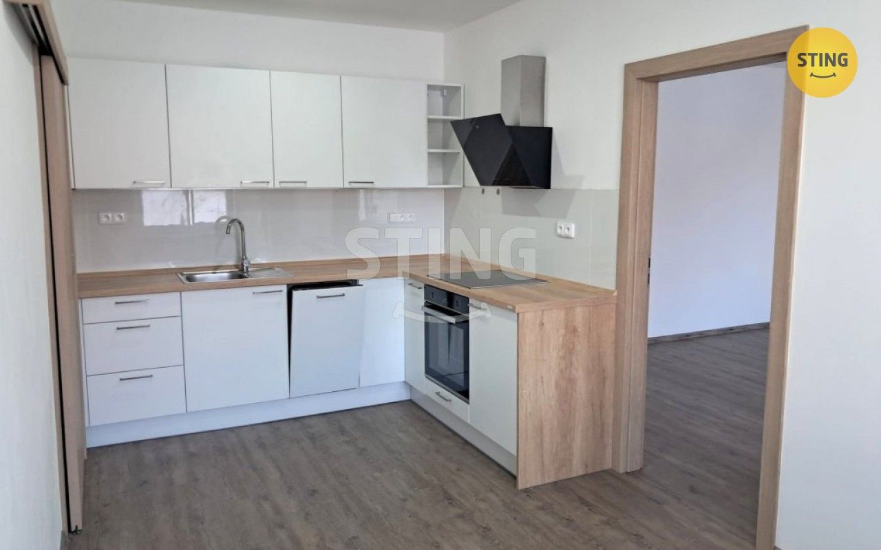 2+kk, Jindřichova, Ostrava, 60 m²