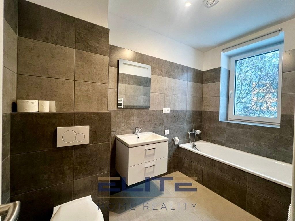 Pronájem byt 1+1 - Mládí, Jablonec nad Nisou, 35 m²