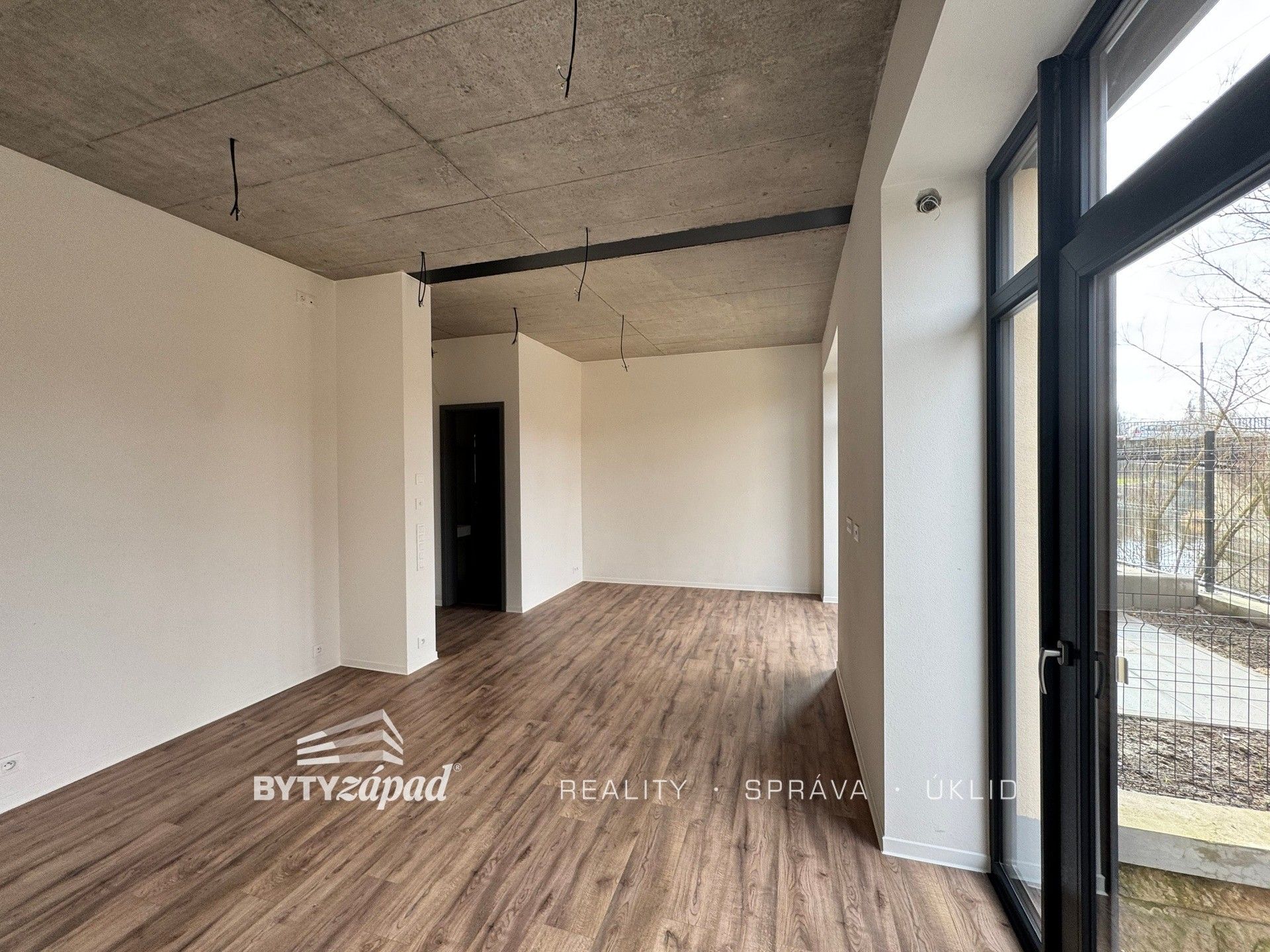 Pronájem kancelář - Malostranská, Plzeň, 70 m²