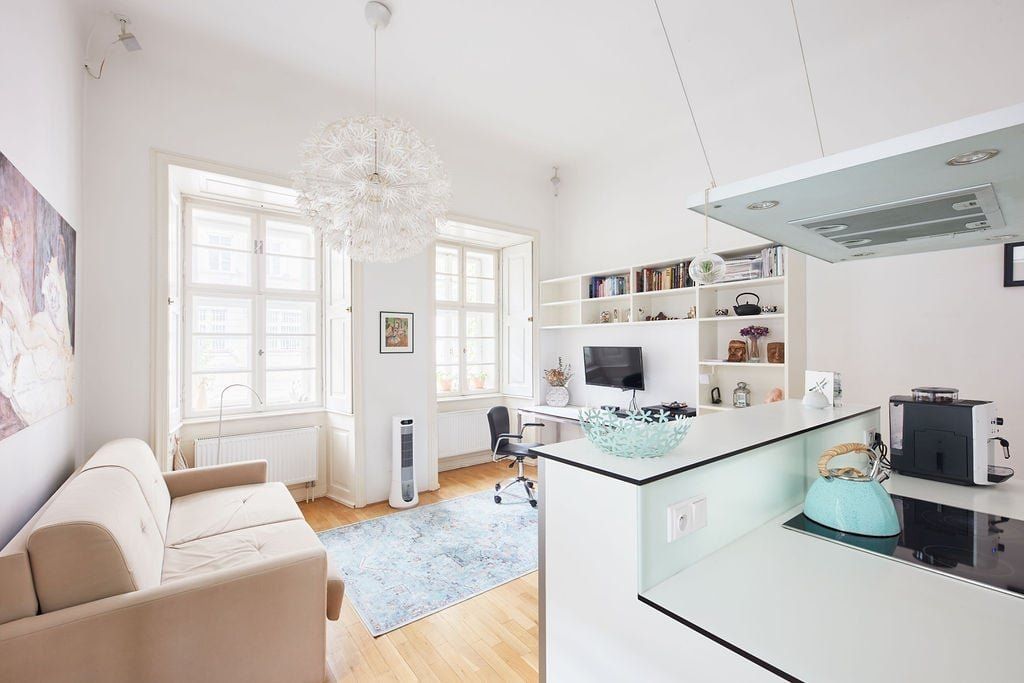 Byty, Karmelitská, Praha - Malá Strana, 40 m² - 2