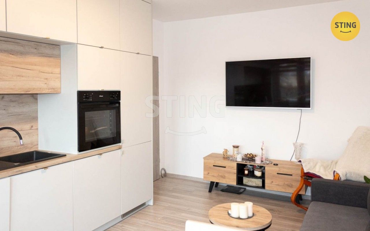 Pronájem byt 3+kk - Sovova, Karviná, 56 m²