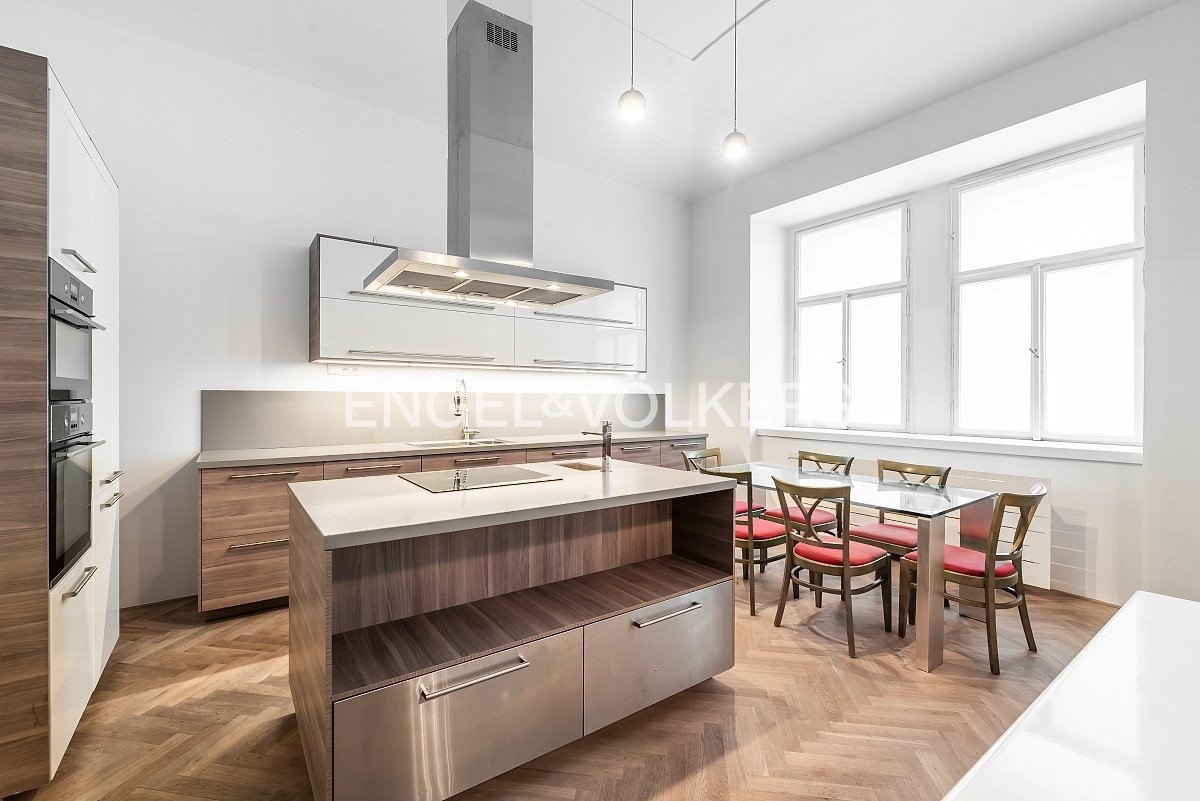 Byt 3+kk · 78 m² · Mělnická 579, Praha Malá Strana - 3