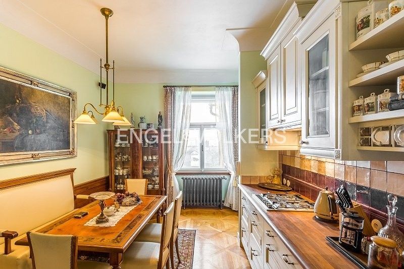 Pronájem byt 3+1 - U lužického semináře, Praha, 110 m²