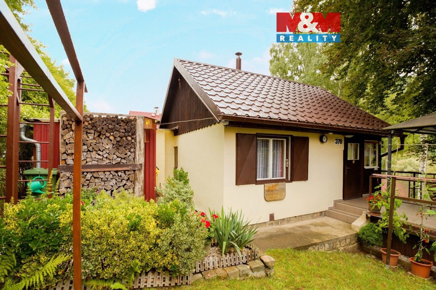 Chaty, Ohřecká louka, Klášterec nad Ohří, 39 m²