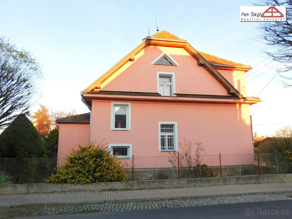 Rodinné domy, Úvaly, 250 82