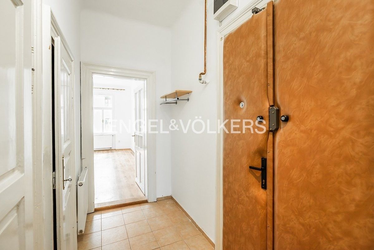 Pronájem byt 1+1 - Čestmírova 555, Praha Nusle, 44 m² - 5