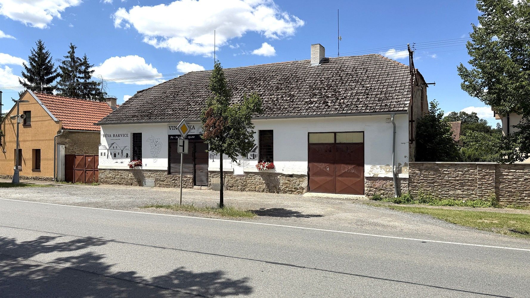 Prodej rodinný dům - Libomyšl, okres Beroun, Středočeský kraj, 634 m² - 2