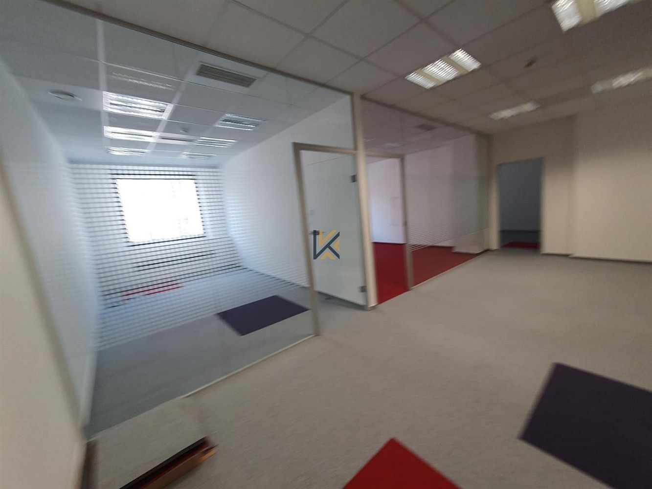 Pronájem kancelář - Praha - Karlín, okres Praha 8, Hlavní město Praha, 235 m² - 5