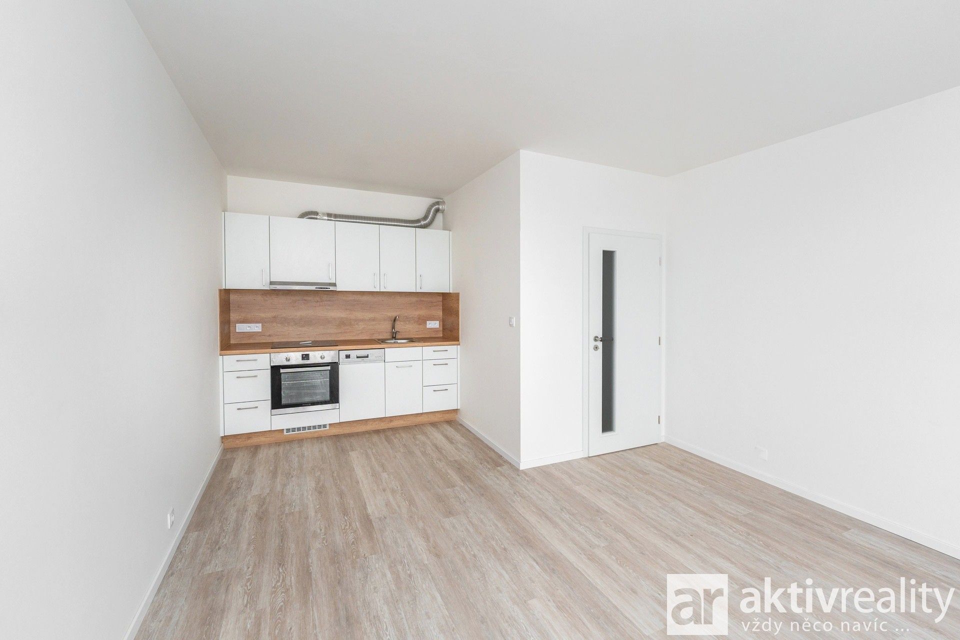 2+kk, Mladoboleslavská, Praha, 46 m² - 1