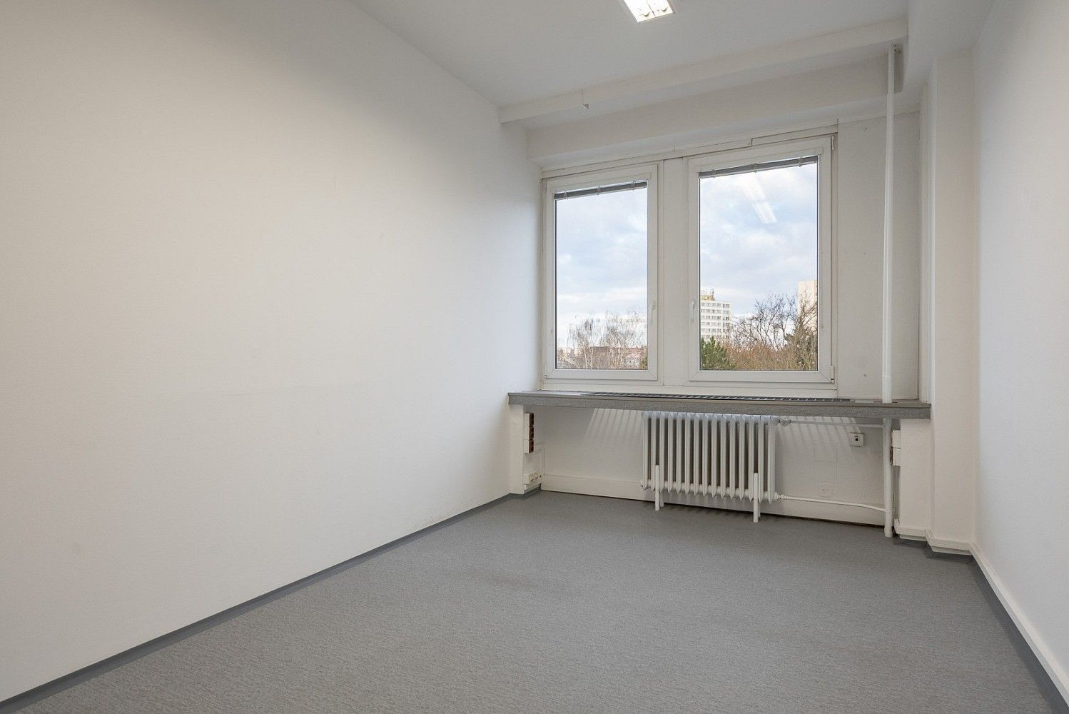 Pronájem kancelář - Hradec Králové - Slezské Předměstí, Královéhradecký kraj, 18 m² - 5