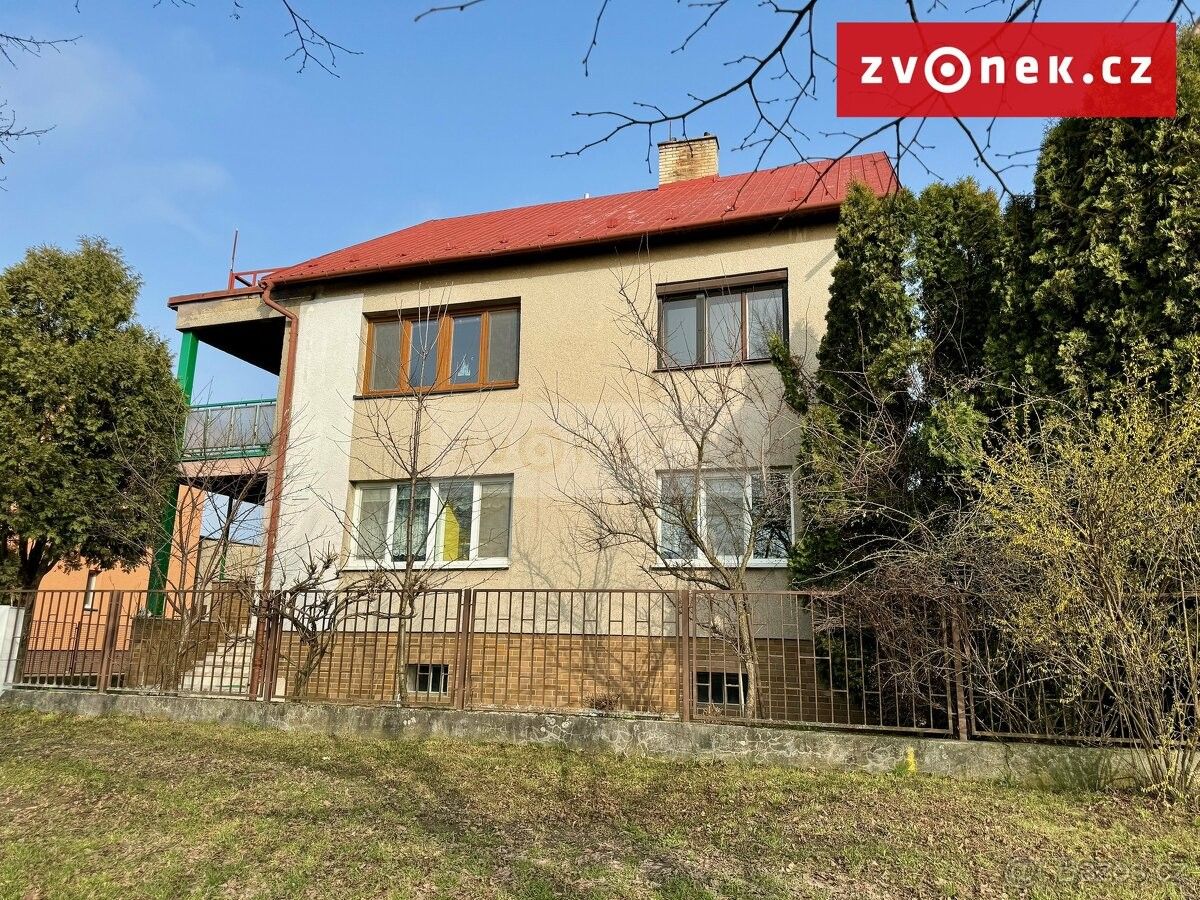 Prodej dům - Holešov, 769 01, 710 m²