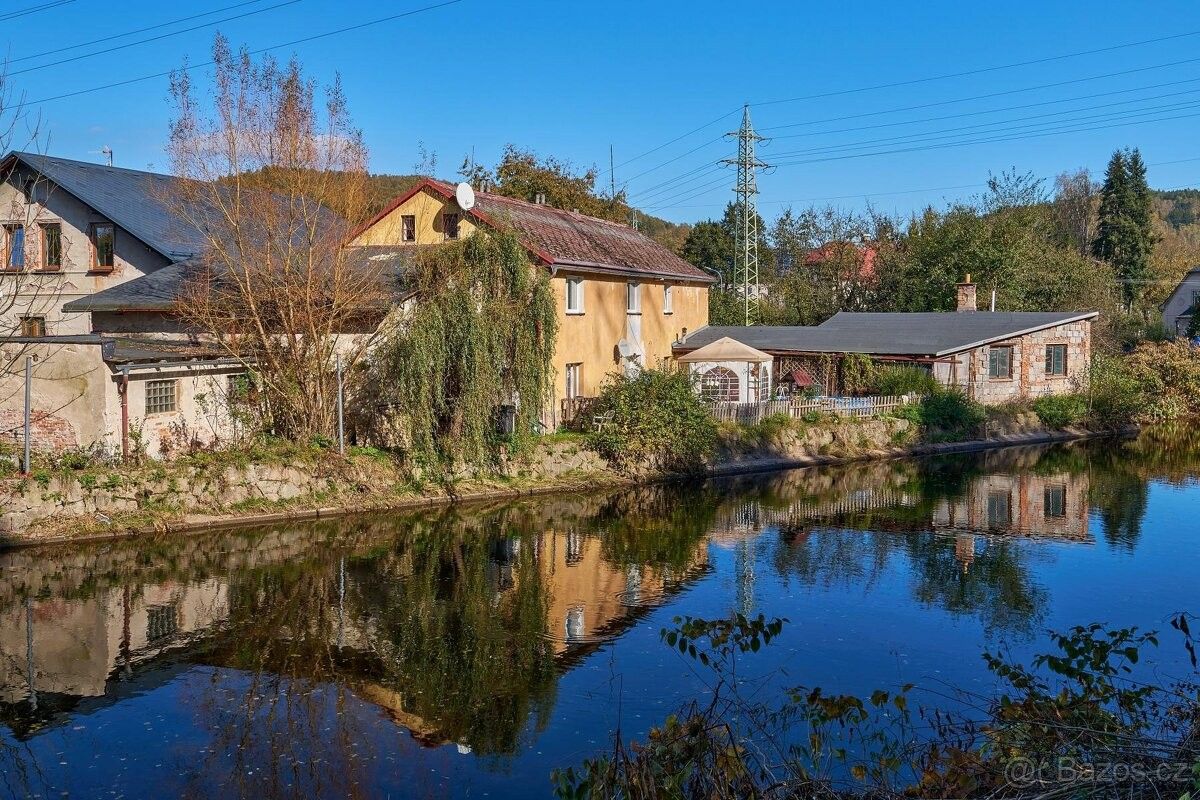 Rodinné domy, Trutnov, 541 03