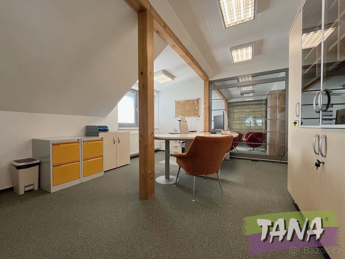 Pronájem kancelář - Dvůr Králové nad Labem, 544 01