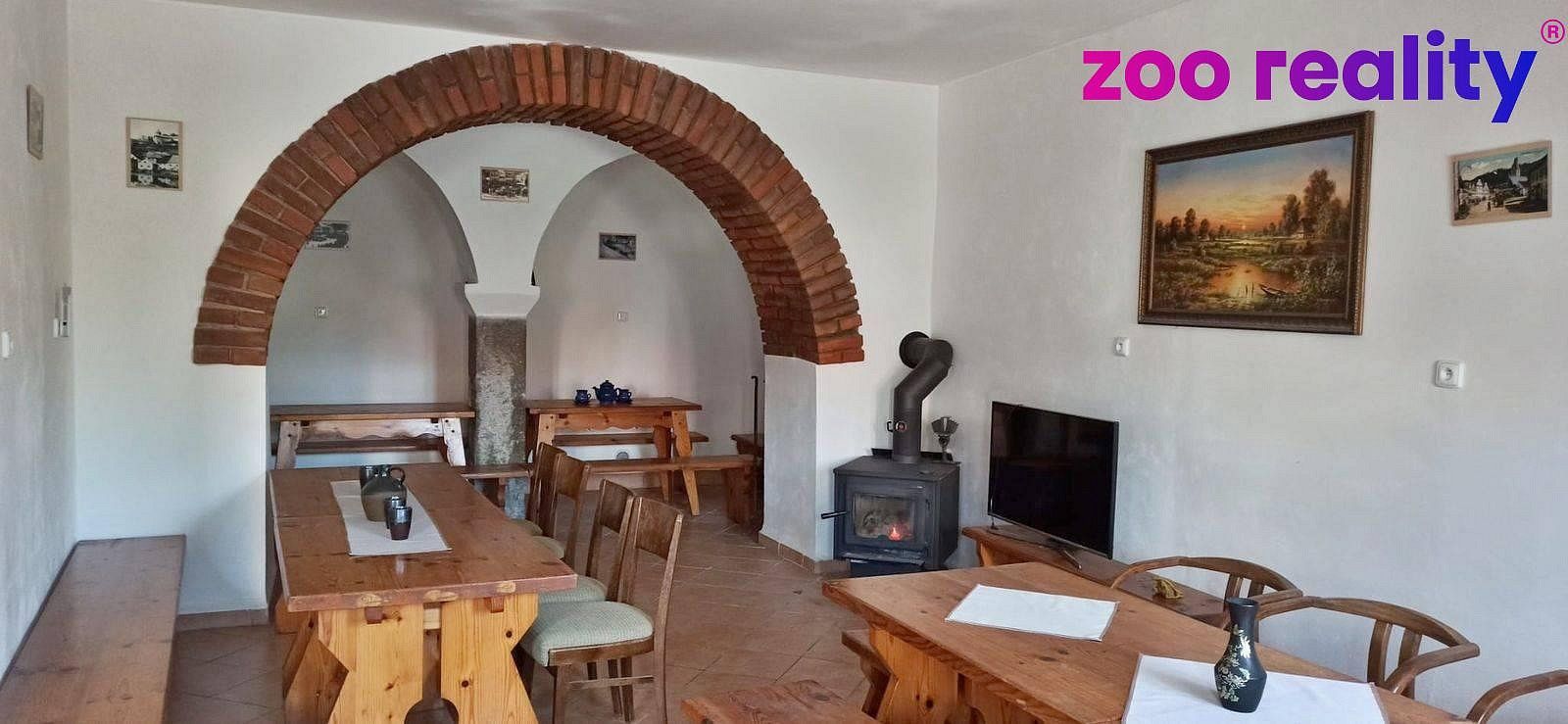 Ubytovací zařízení, Rožmberk nad Vltavou, okres Český Krumlov, Jihočeský kraj, 455 m² - 2