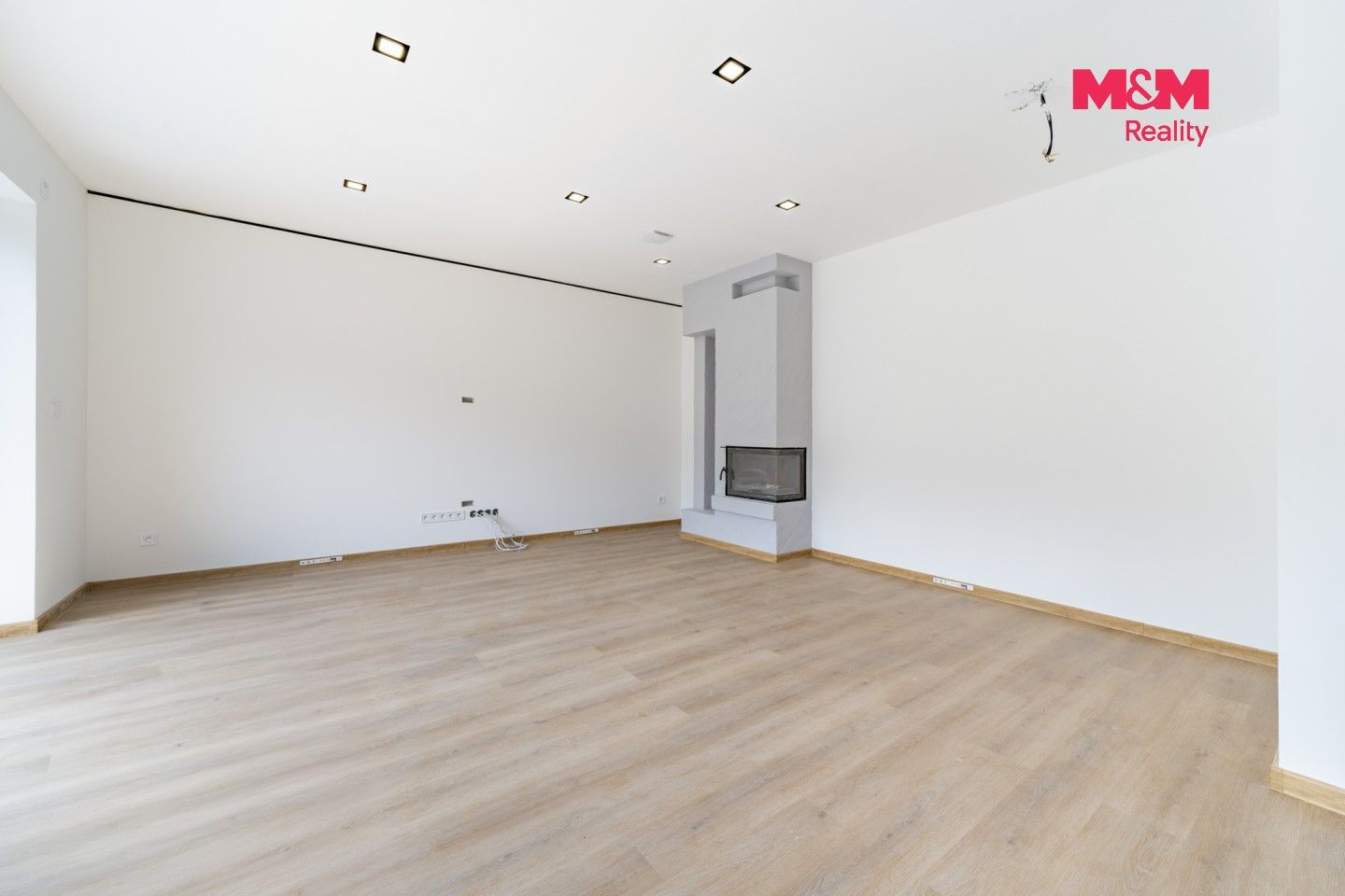 Prodej rodinný dům - Dasnice, 77 m² - 5