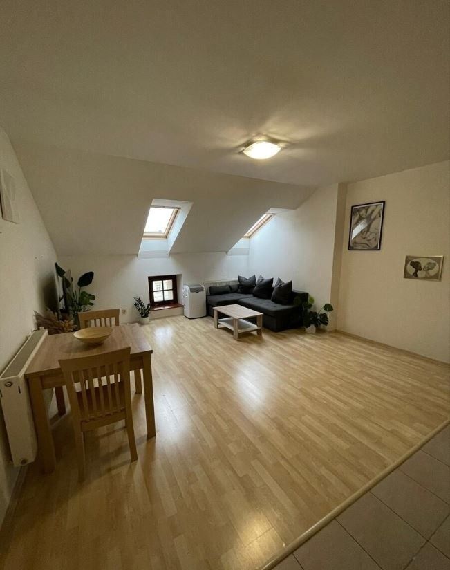 Byty, Olomouc, 779 00