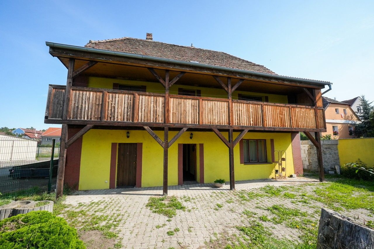 Rodinné domy, Hoštka, 133 m²