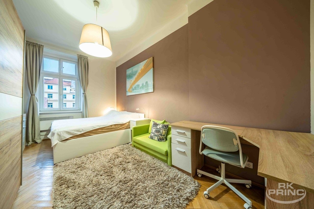 Prodej byt 2+kk - Přístavní, Praha, 42 m²