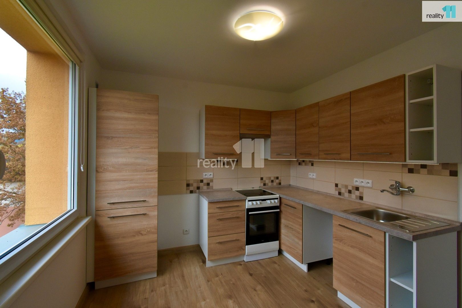 Pronájem byt 1+1 - K Sídlišti, Police nad Metují, 33 m²