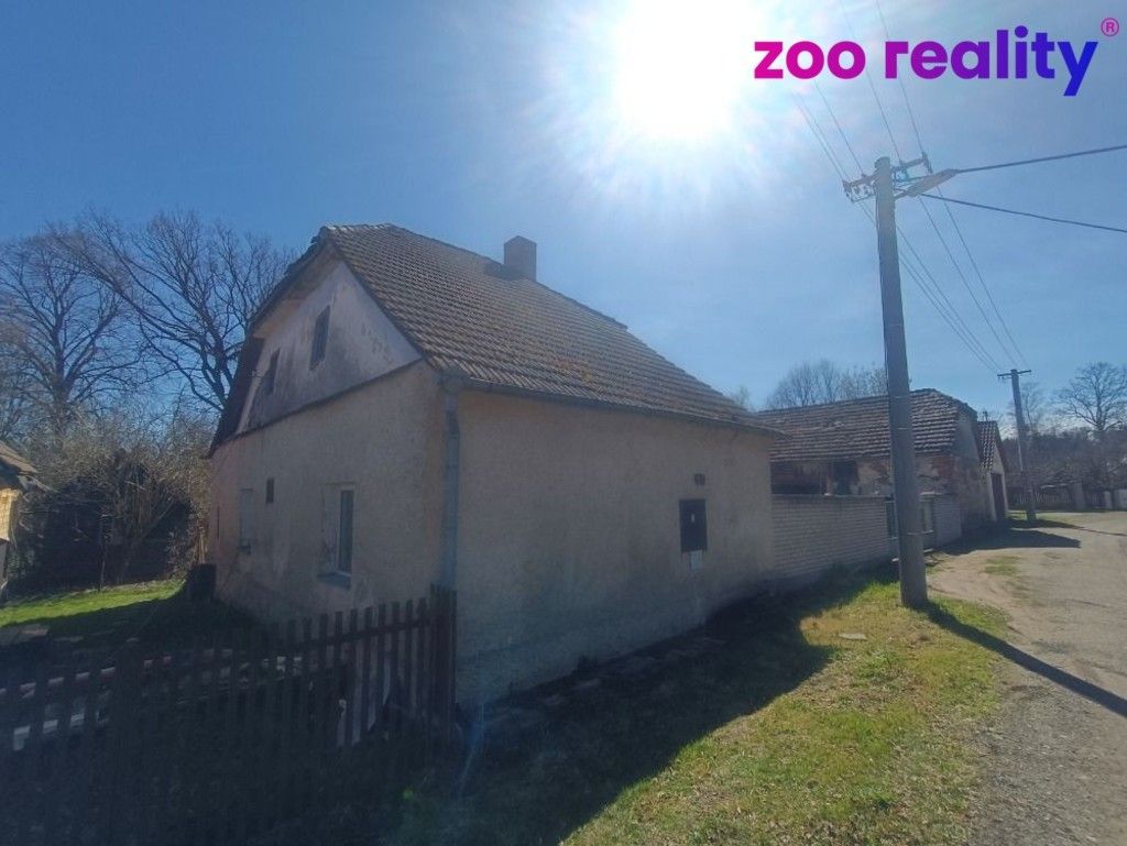 Prodej rodinný dům - Hoštice, Nemyšl, 148 m²