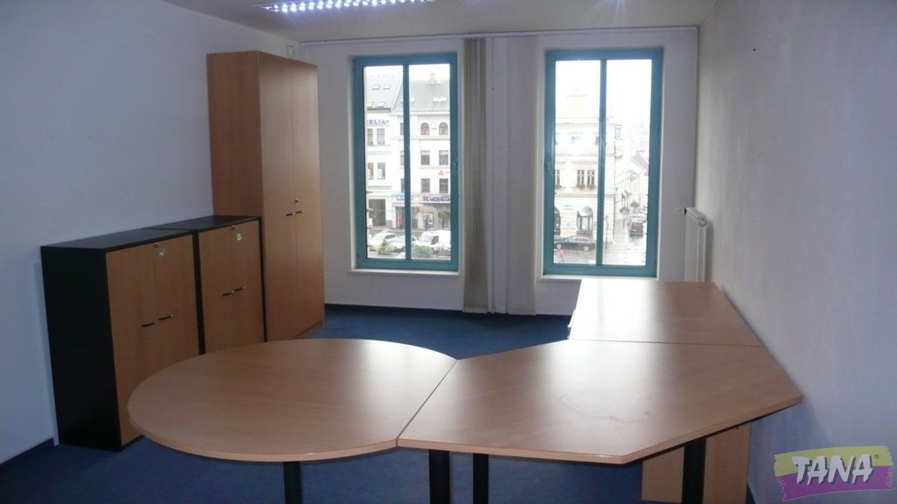 Pronájem kancelář - náměstí Českého Ráje, Turnov, 800 m²