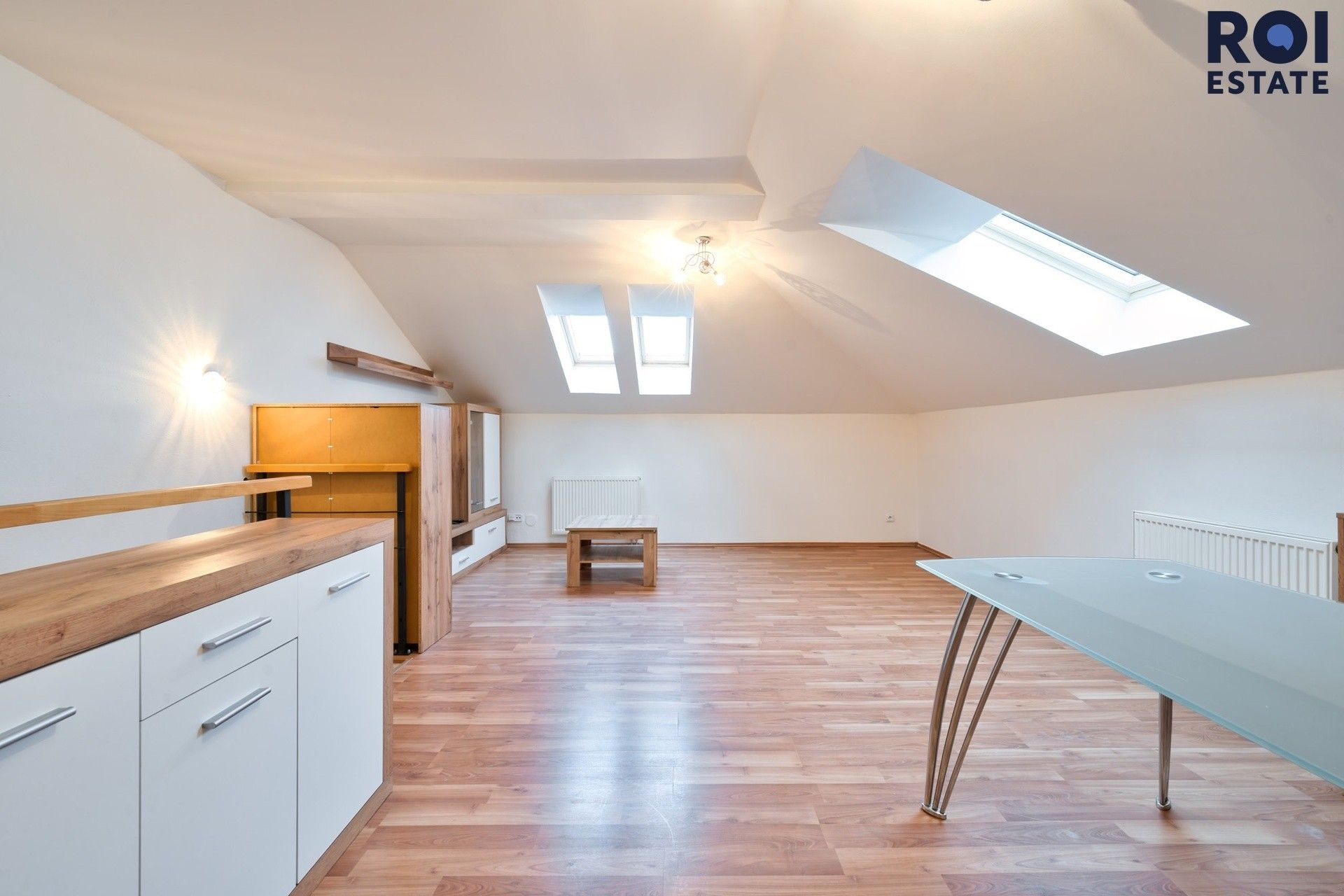 3+kk, Rakouská, Milovice, 72 m²