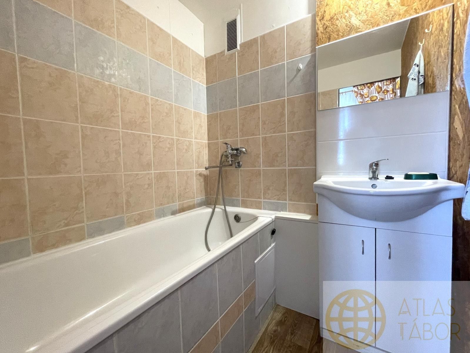 2+1, Buzulucká, Tábor, 61 m² - 2