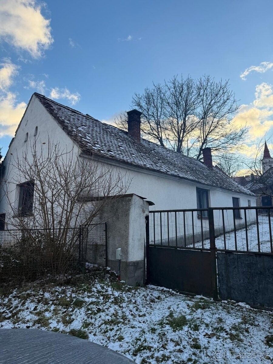 Prodej rodinný dům - Jemnice, 675 31