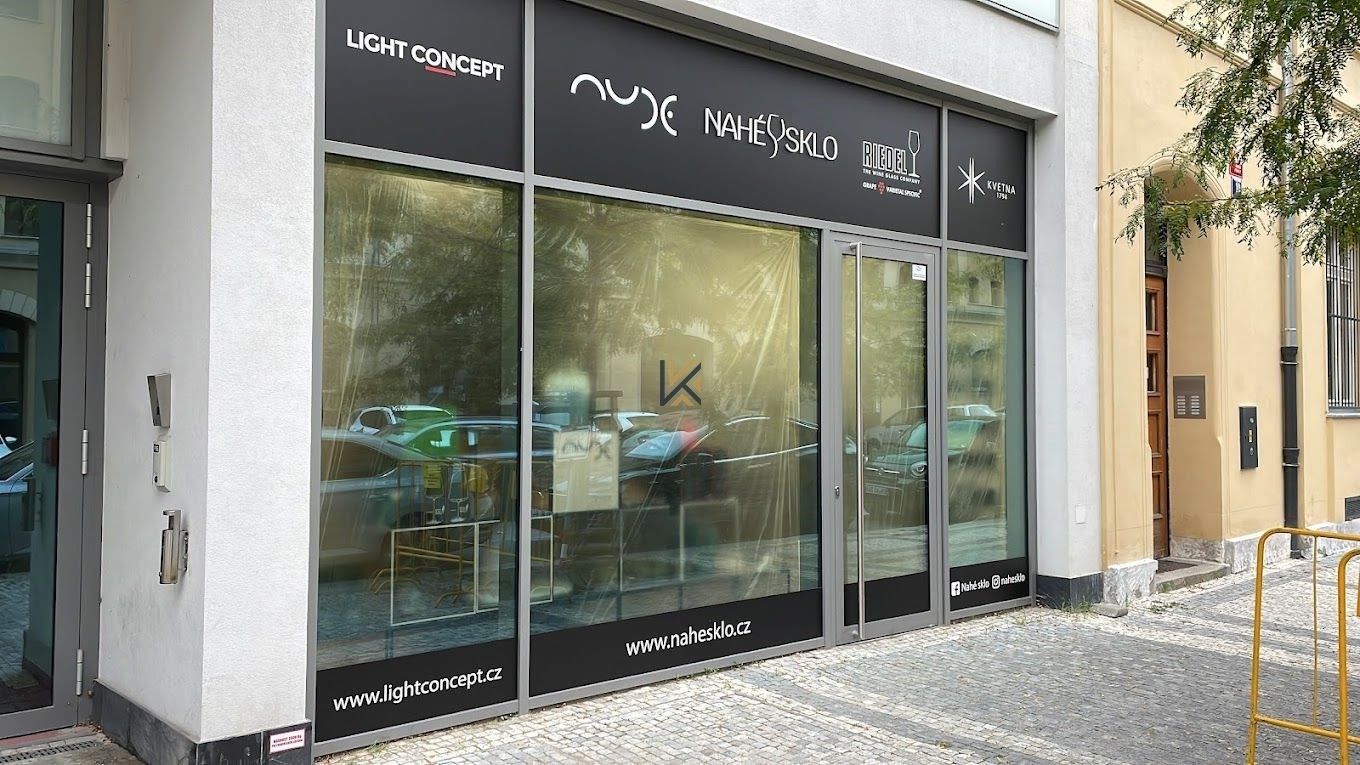 Pronájem obchodní prostory - Šaldova, Praha, 57 m²