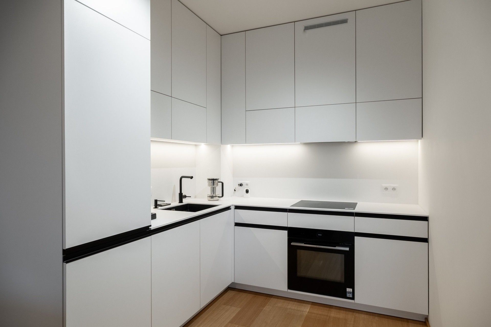 Byt 2+kk · 53 m² · V třešňovce,Hrdlořezy,Praha - 3