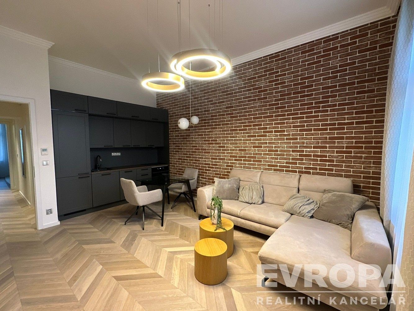 2+kk, Praha - Vinohrady, okres Praha 2, Hlavní město Praha, 55 m² - 2