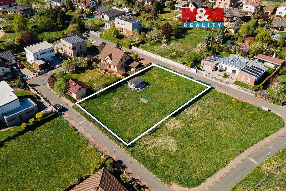 Zahrady, Pardubice, 530 03, 1 288 m²