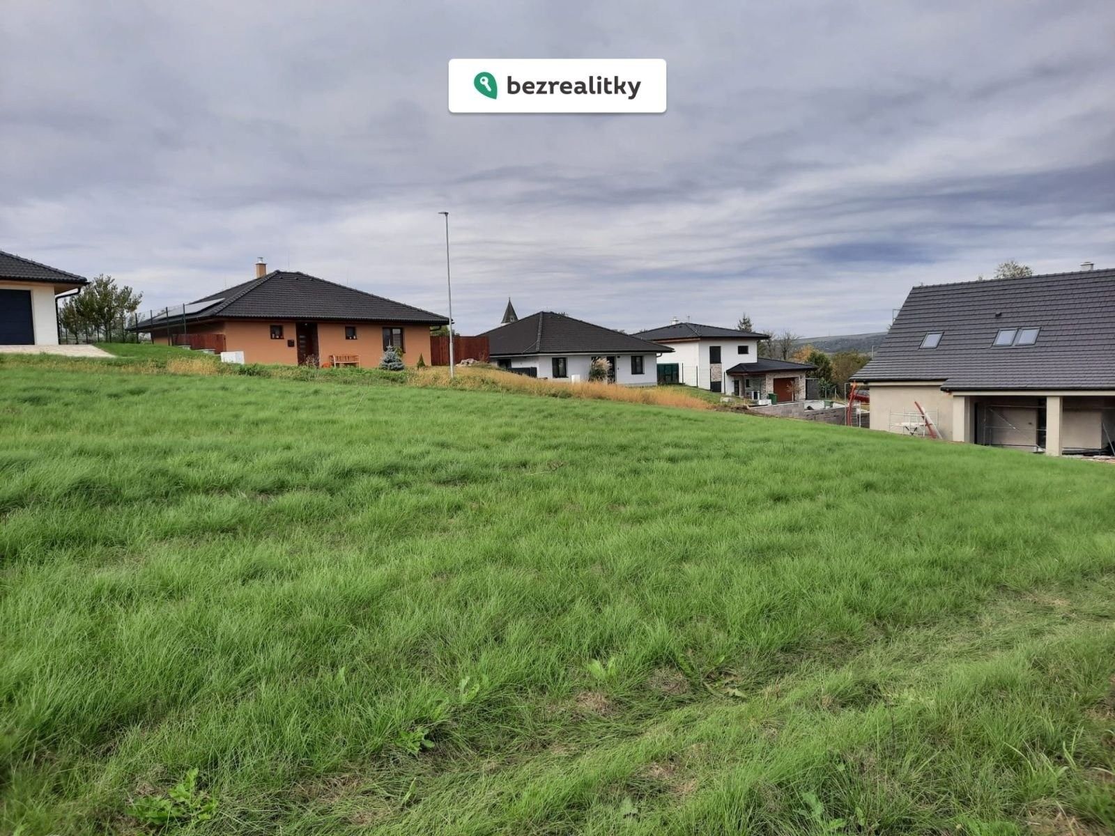 Prodej pozemek pro bydlení - Hodějice