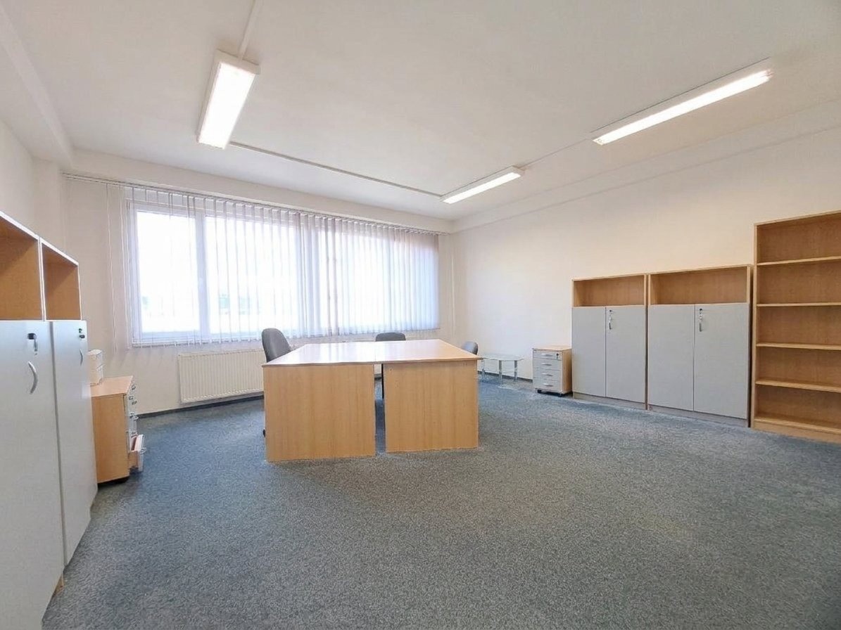 Kanceláře, Vašíčkova, Kladno, 33 m² - 1