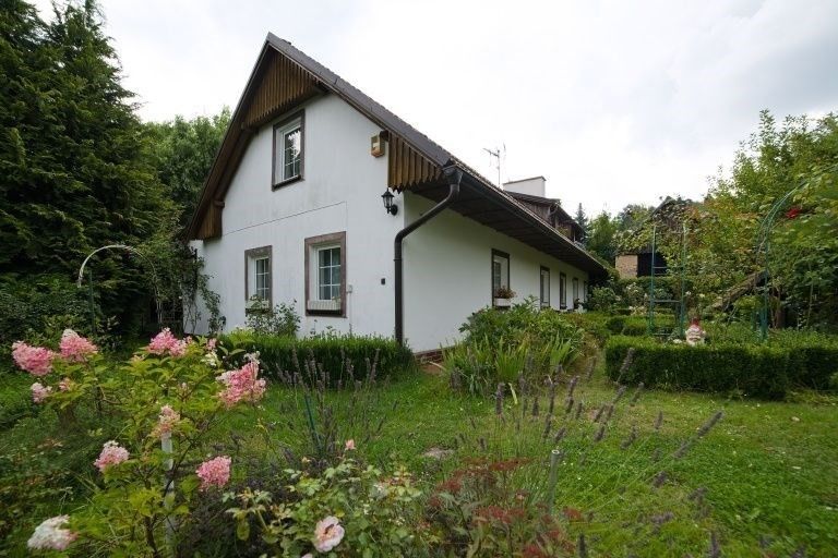 Prodej rodinný dům - Radonice, Divišov, 190 m²