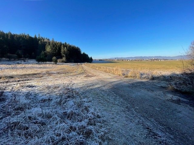 Prodej pozemek pro bydlení - 987 65, Slovensko