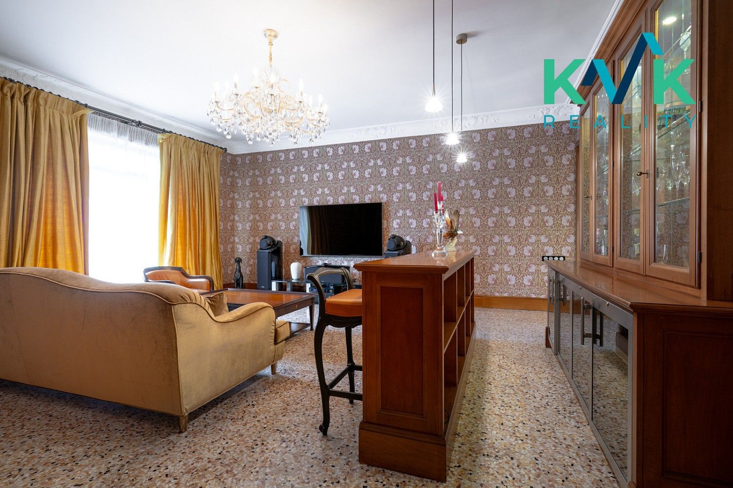 Byt 6+kk a více · 252 m² · U Imperiálu, Karlovy Vary - 4