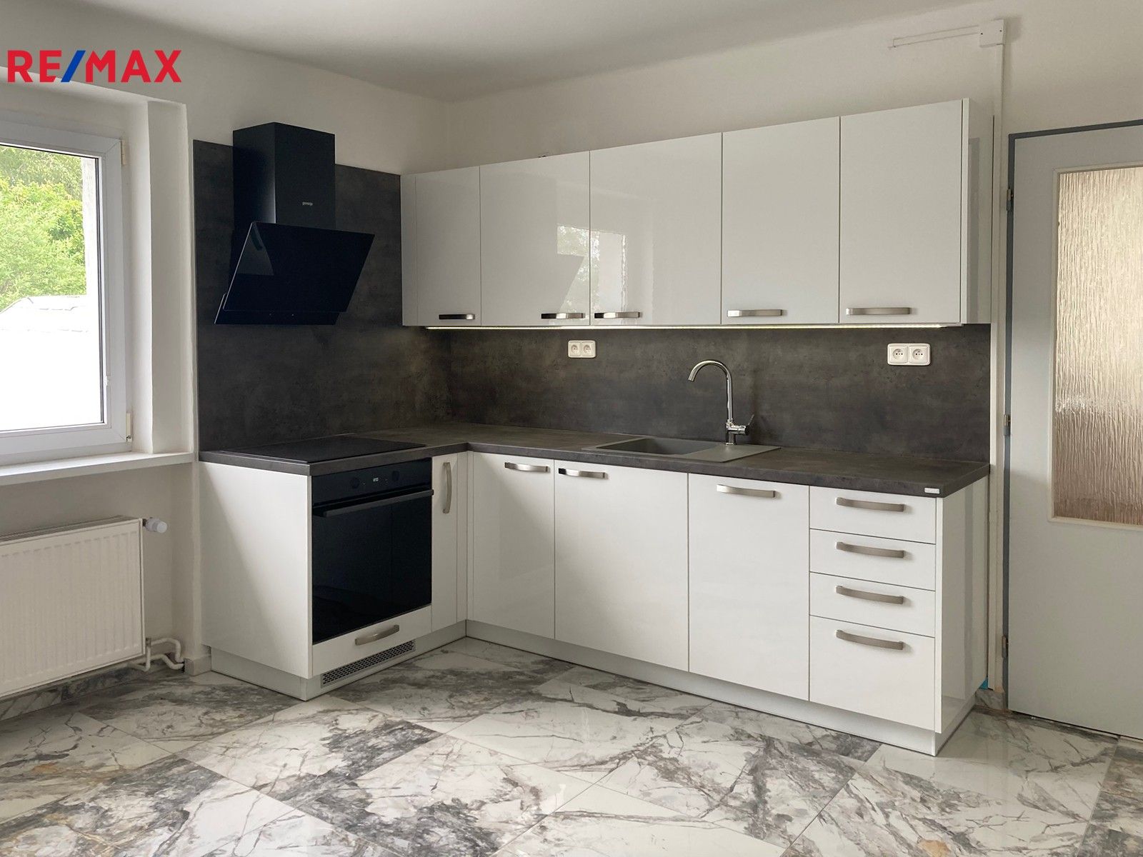 Pronájem vila - Dukelská, Chomutov, 350 m²