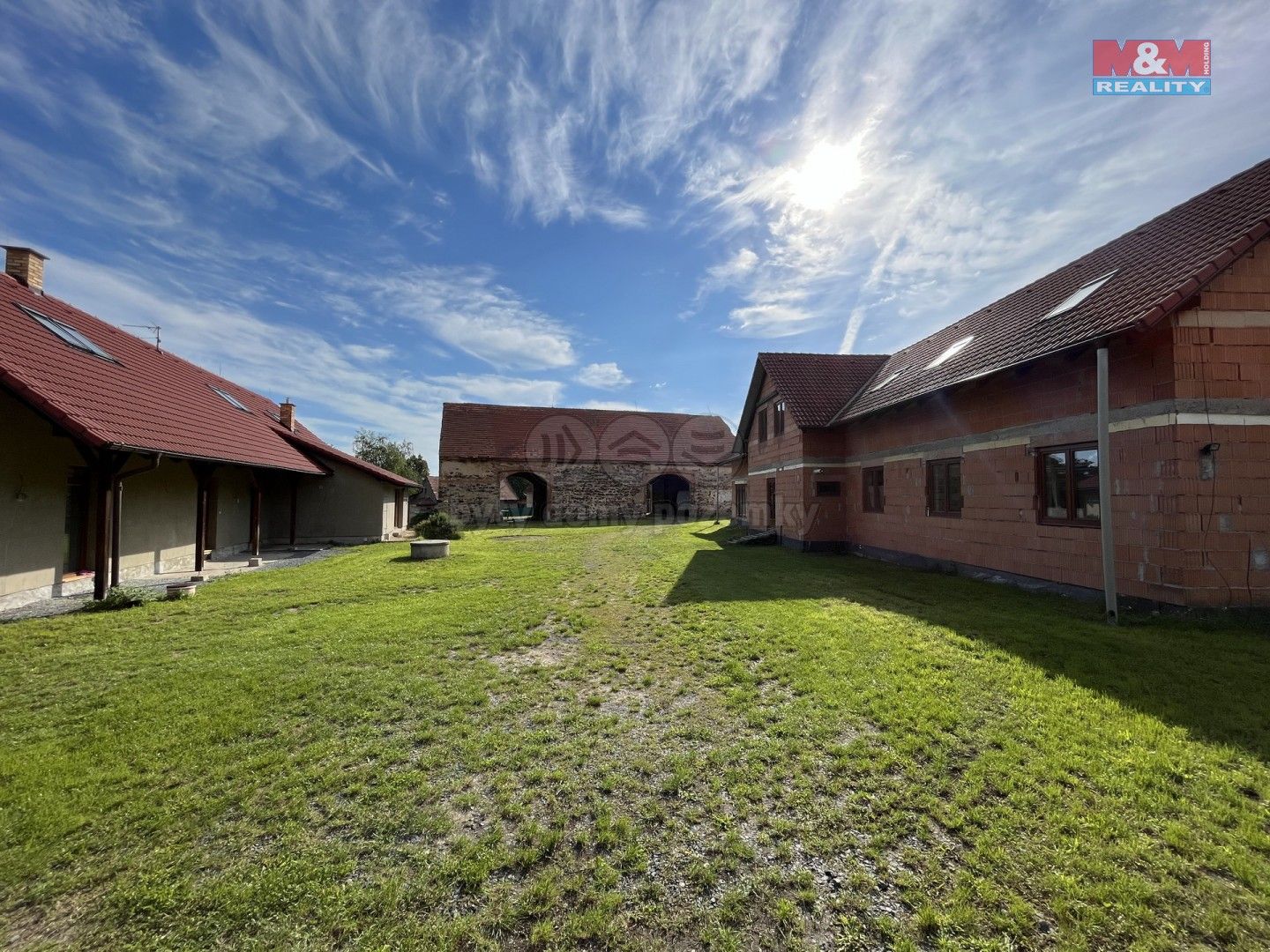 Ubytovací zařízení, Panenské Břežany, 591 m²