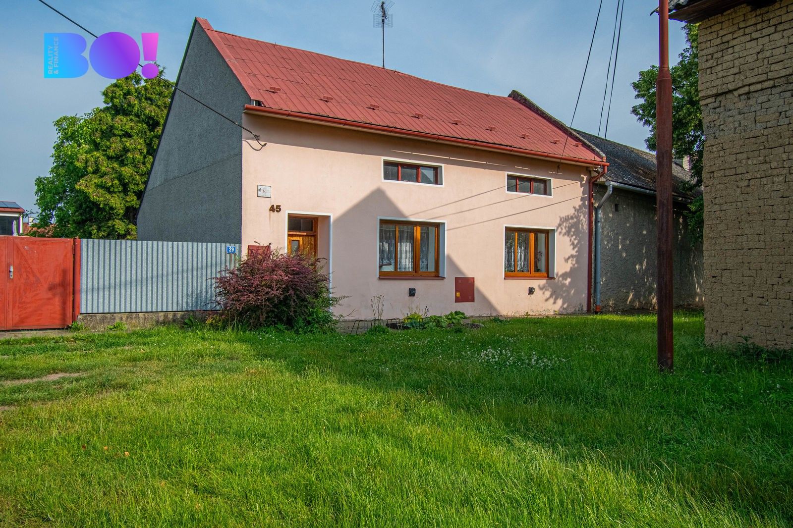 Prodej dům - Náves, Vlkoš, 100 m²
