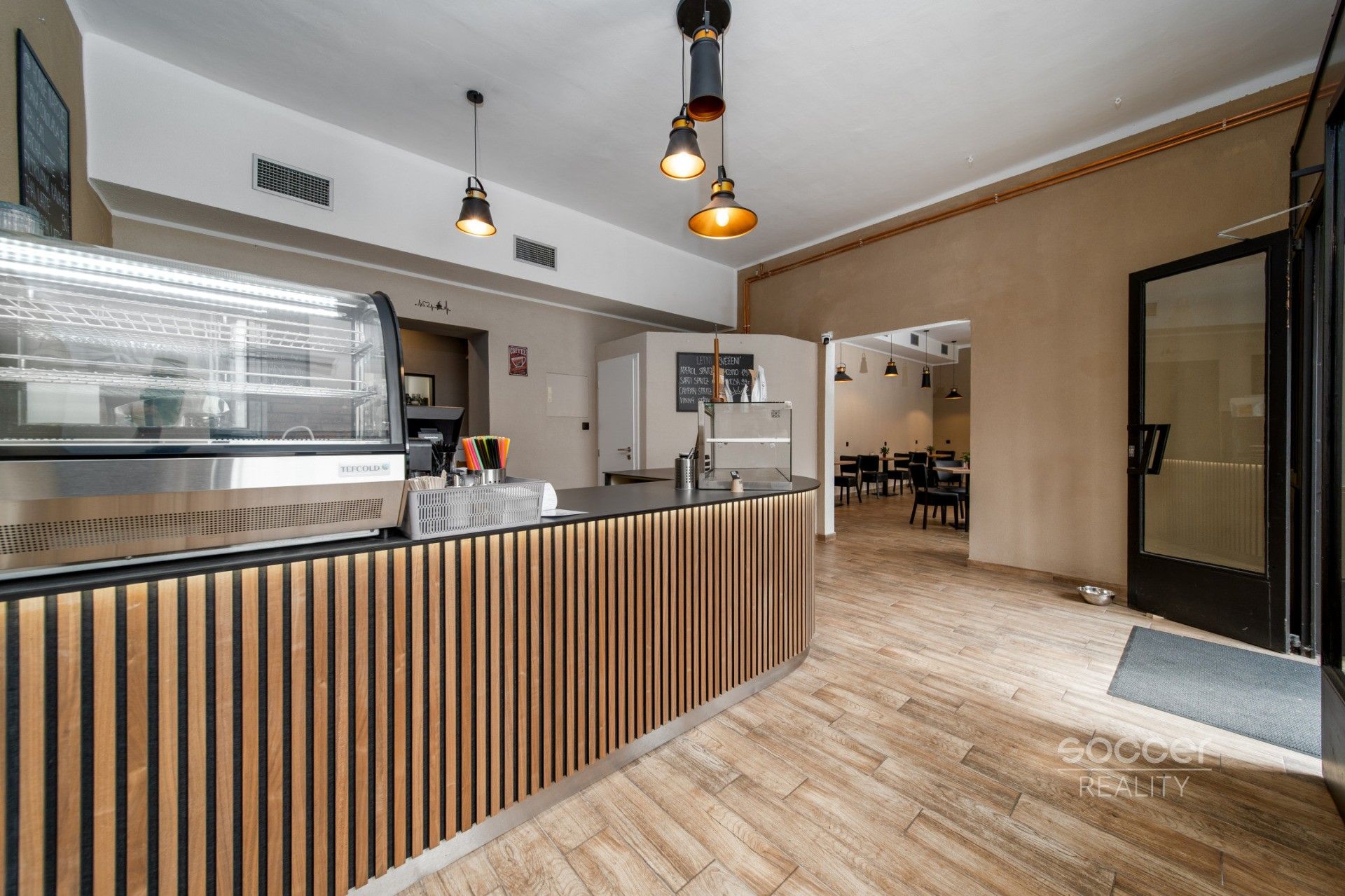 Obchodní prostory, 120 m²