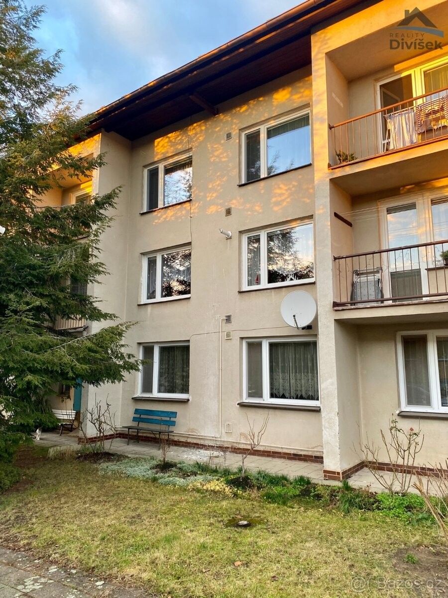 Prodej byt - Býšť, 533 22