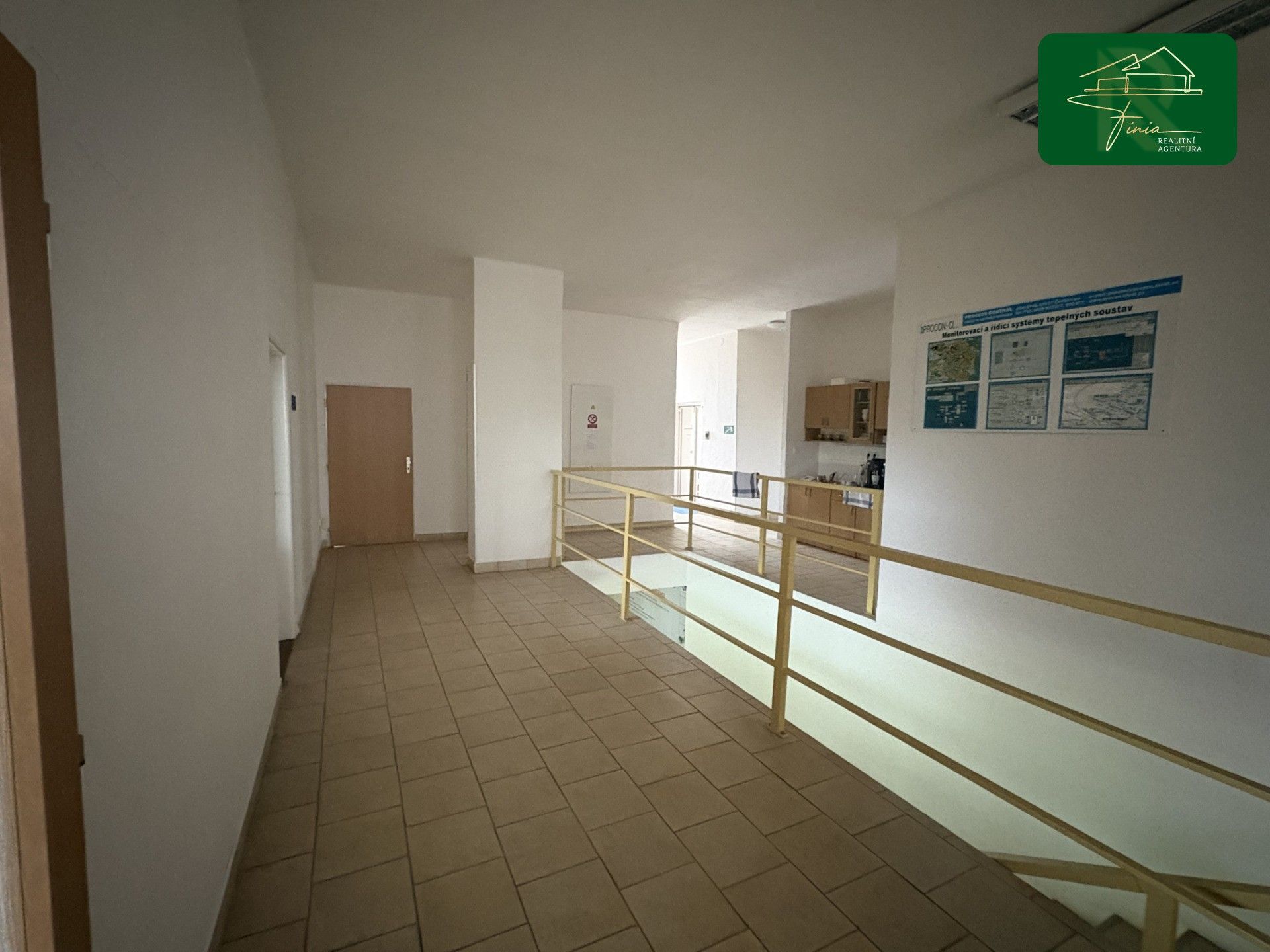 Pronájem kancelář - Jižní  , Česká Lípa, 1 722 m² - 5