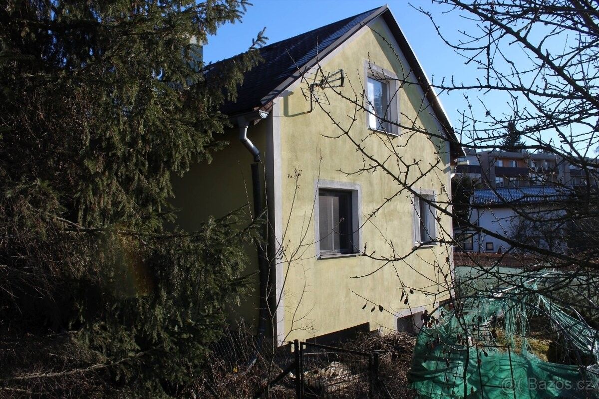 Rodinné domy, Pelhřimov, 393 01 - 1