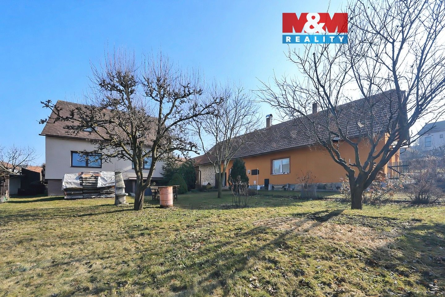 Rodinné domy, Stáj, 250 m²