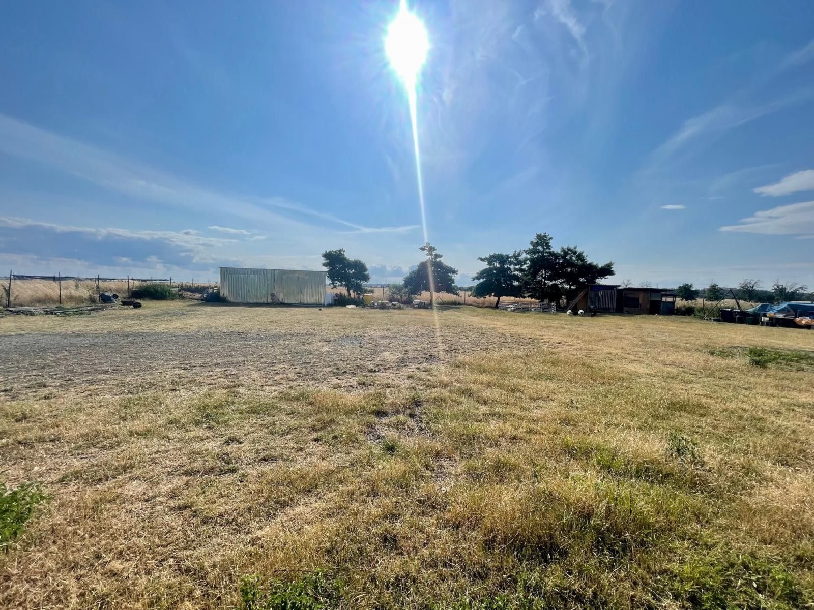 Zahrady, Hřebeč, 2 148 m²