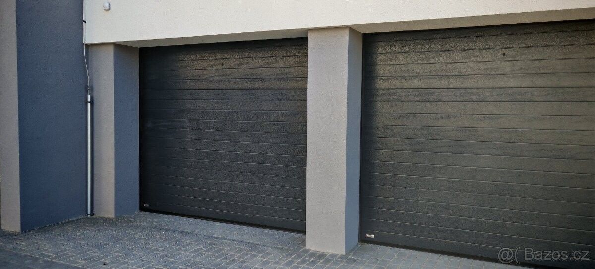 Garáže, Uherský Brod, 688 01